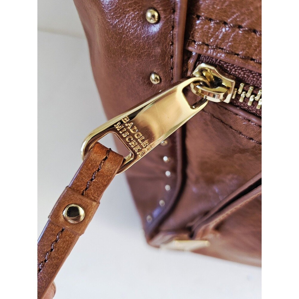 Badgley Mischka Women's Shoulder Bag - Picture 8 of 12